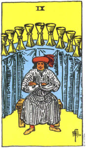 Carta de Tarot de Rider - Waite Nueve de Copas en marifranstarot.com